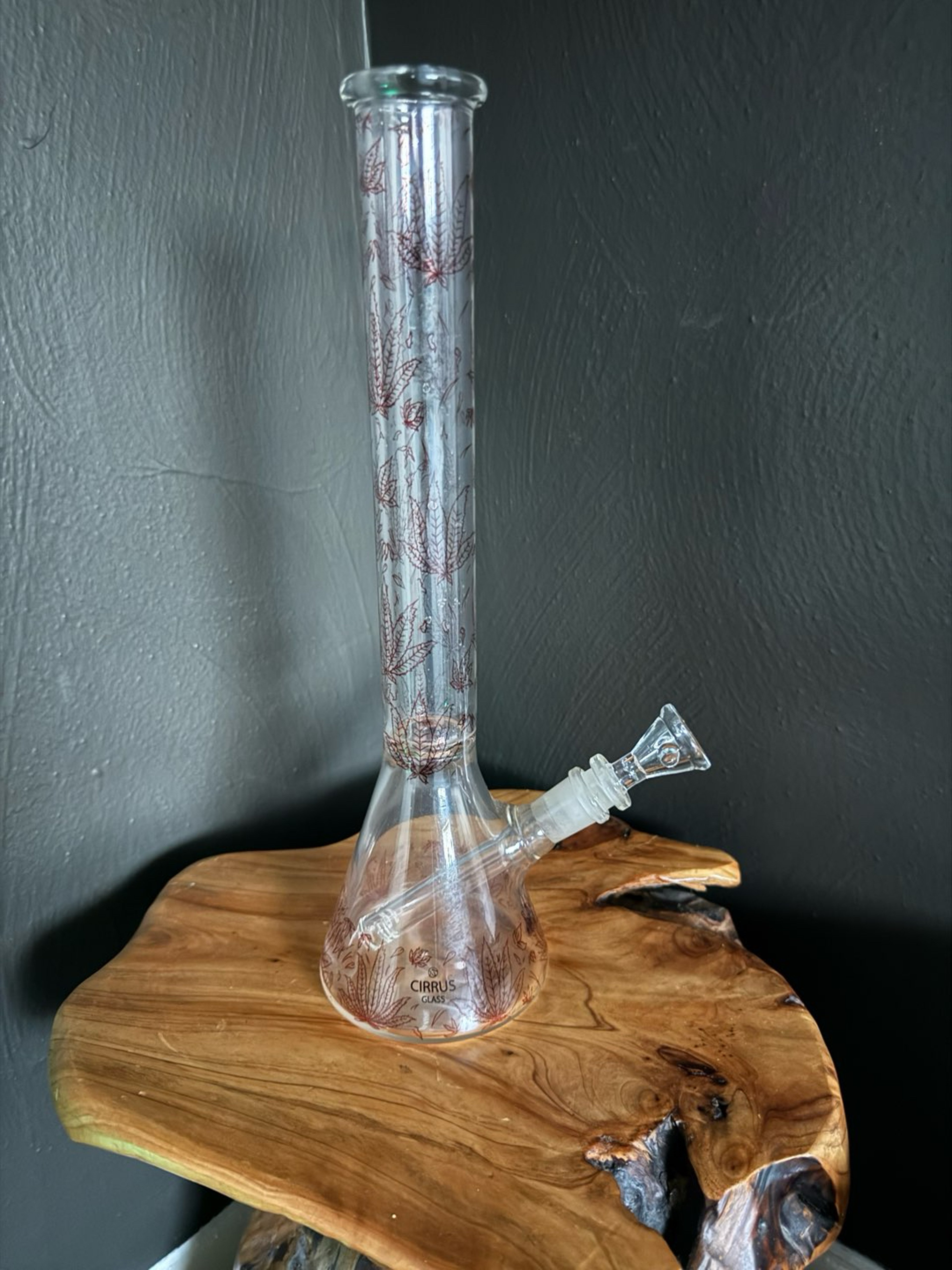 Preview pic of Cirrus glass bong
