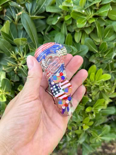 Preview pic of American Flag Red White Blue Swirled Glass Hand Pipe