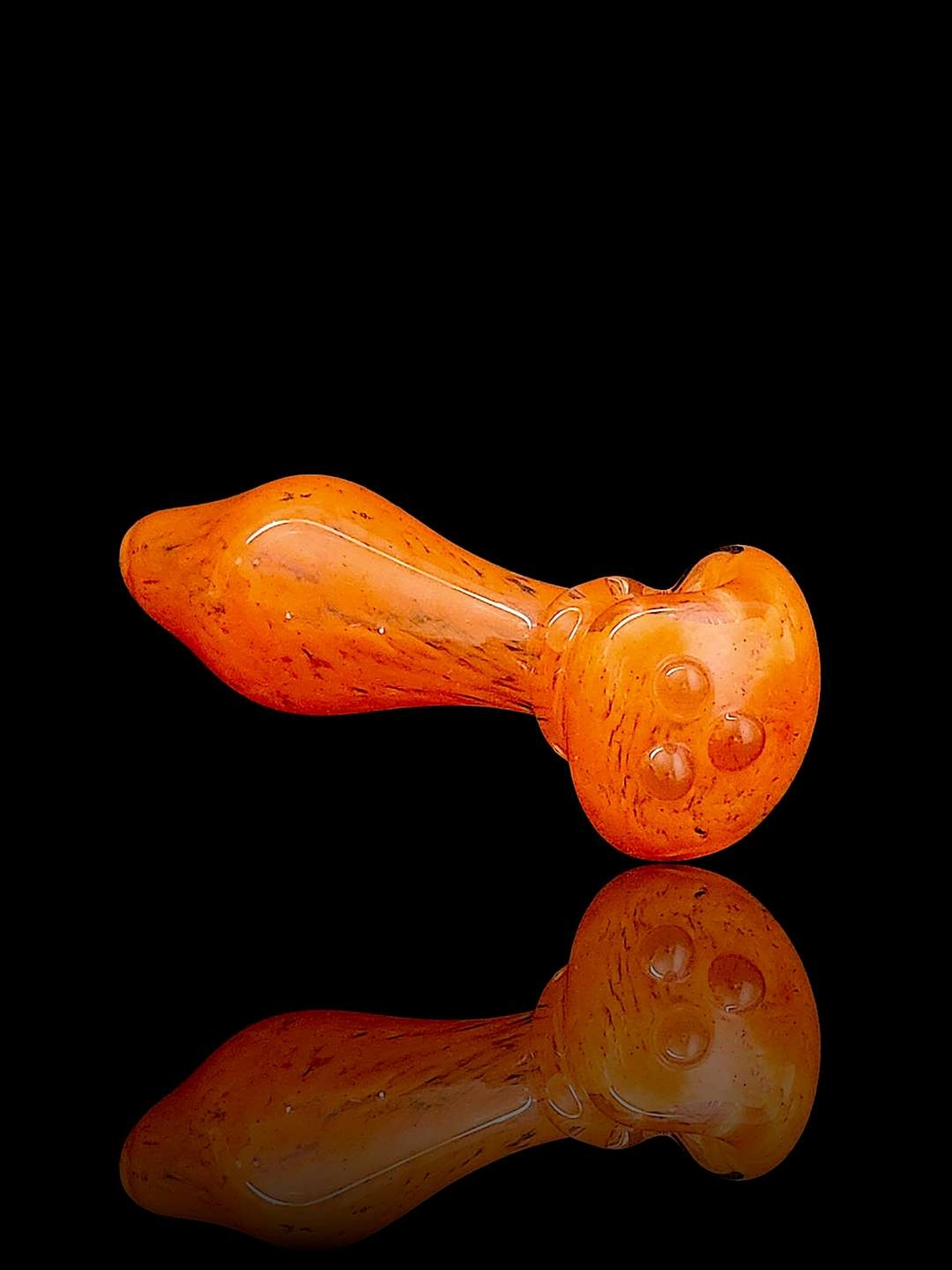 Preview pic of Lava frit spoon pipe