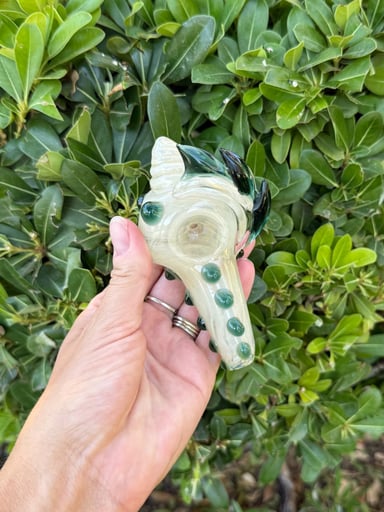 Preview pic of White Seashell Conch Glass Hand Pipe