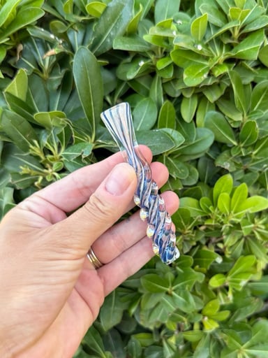 Preview pic of Iridescent Swirl Glass Chillum