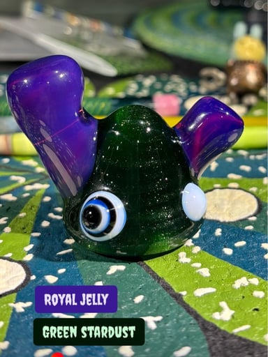 Preview pic of Lurk the World Pendant