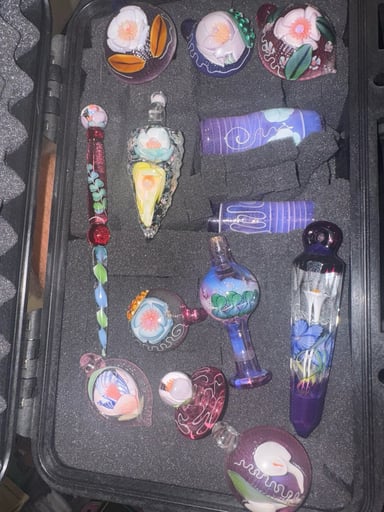 Preview pic of Delong Glass Lot For Sale