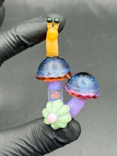 Preview pic of Mushroom traveler