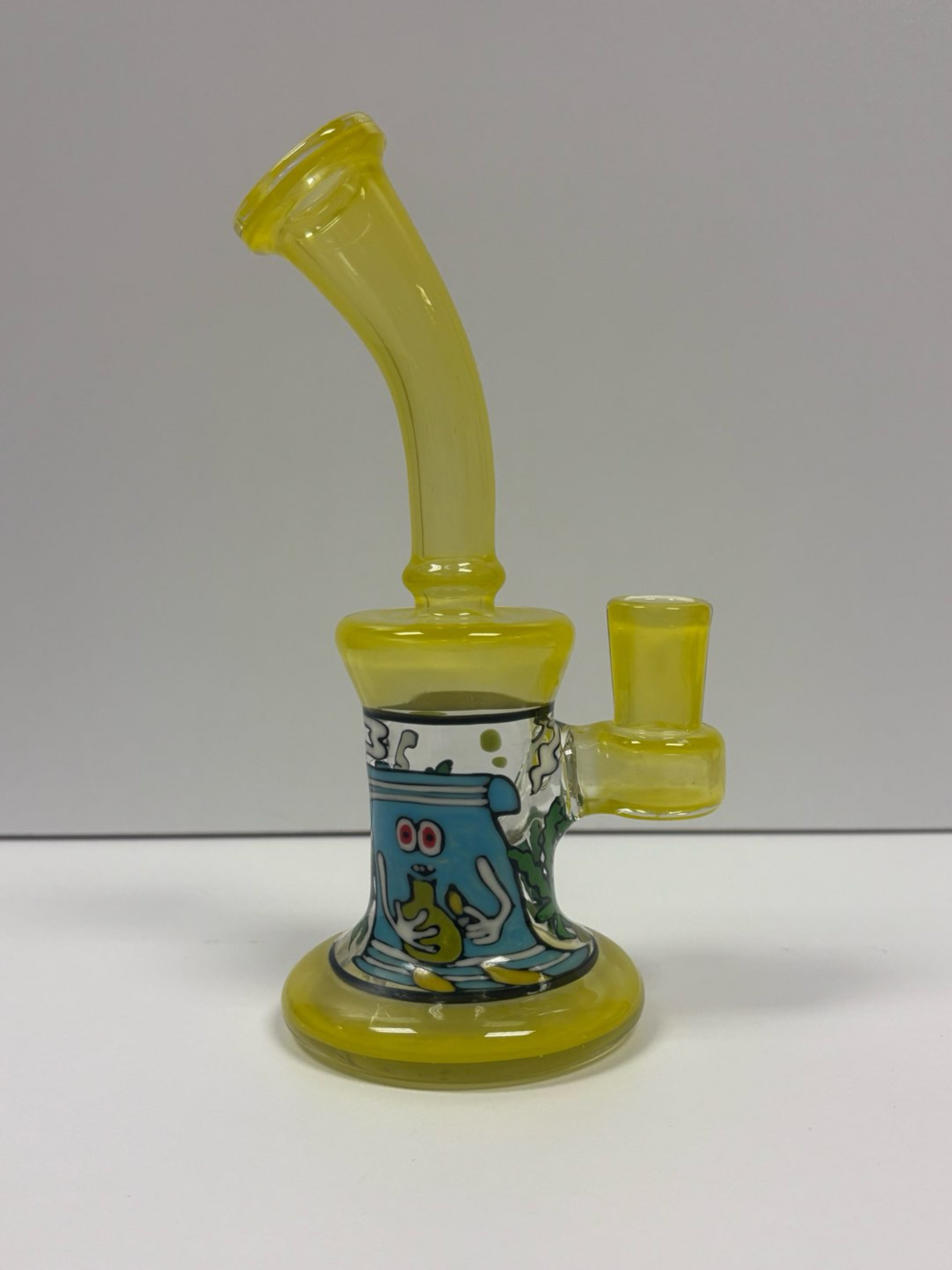 Preview pic of Towlie from South Park by Windstar Glass 14mm 90