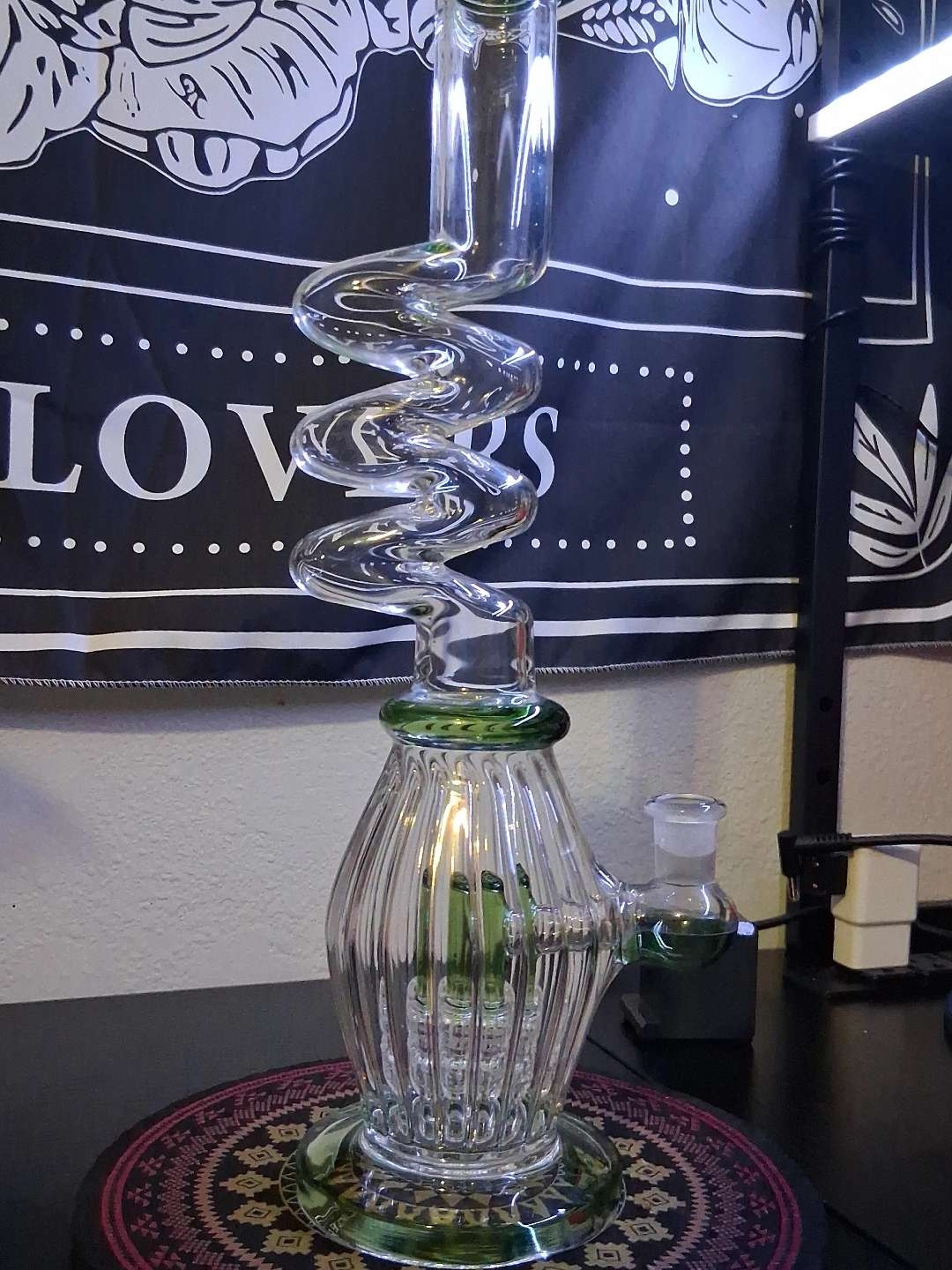 Preview pic of Green Import Vase Zong