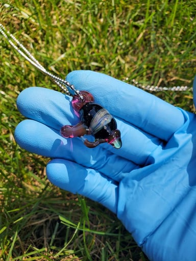 Preview pic of Ray gun pendy