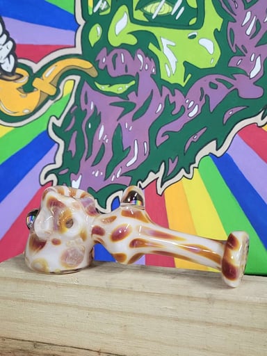 Preview pic of White hammer pipe