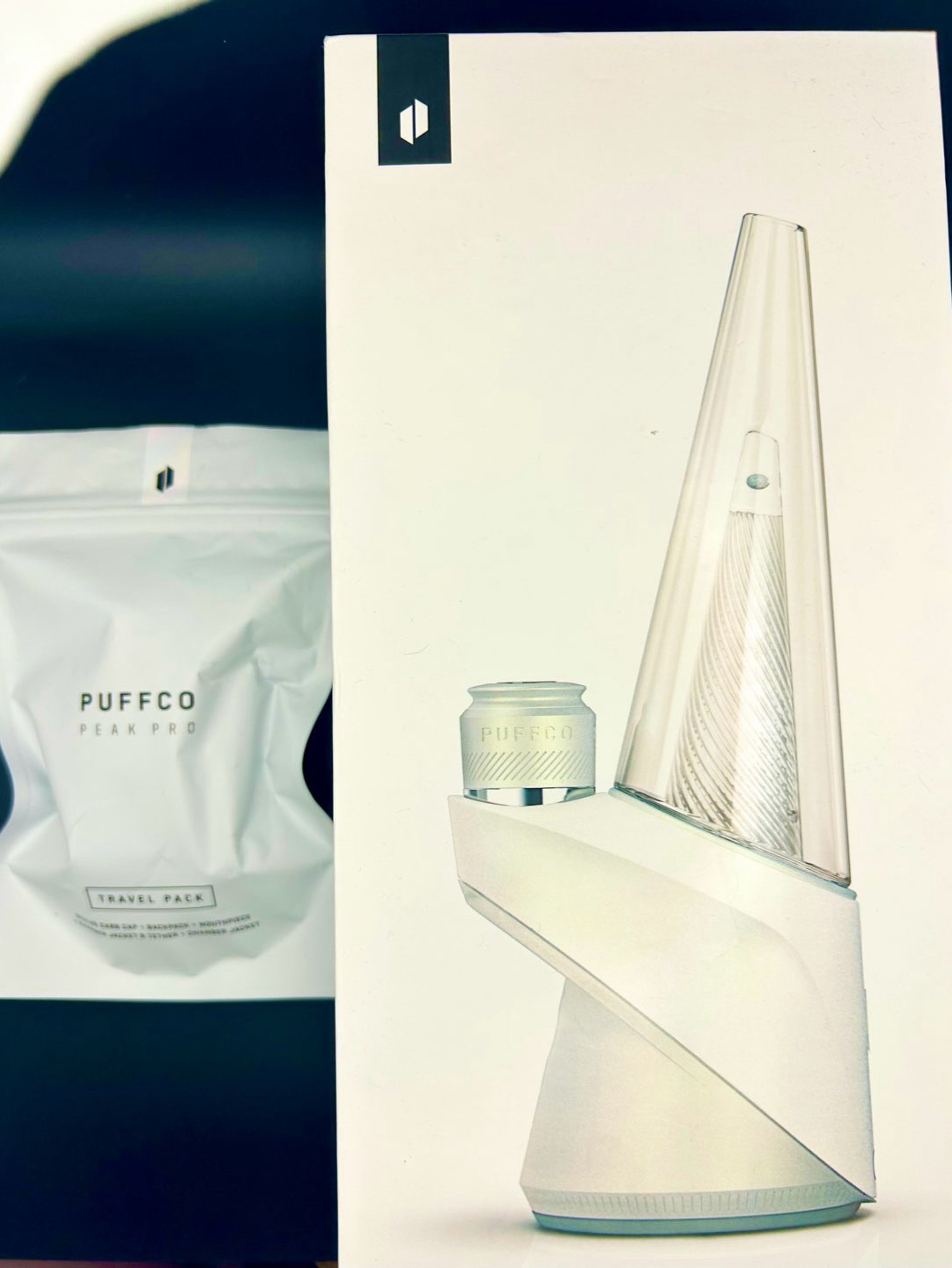 Preview pic of Puffco Peak Pro Opal Limited Edition + Opal Travel Kit