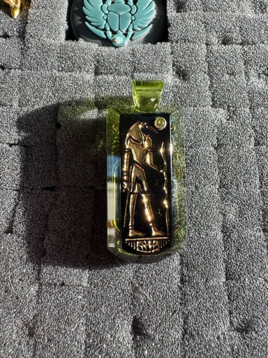Preview pic of GREENT GLASS Toth/Hateraide/peridot gem stone 24k real gold inlay pendant