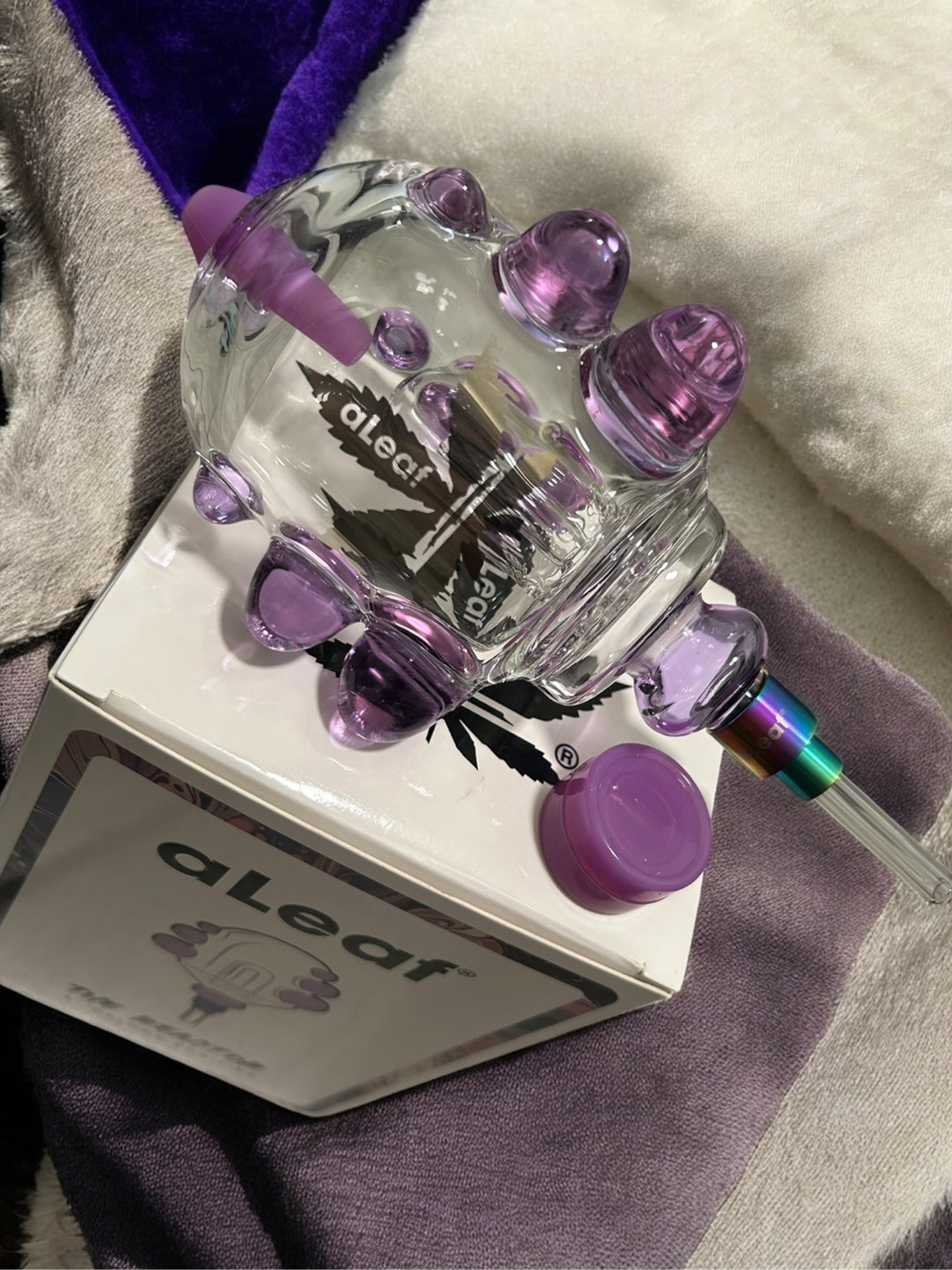 Preview pic of aLeaf 🍁 The Reactor 6" Oblong Purifier in Purple