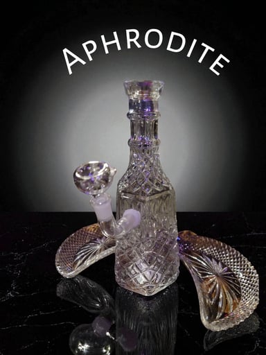 Preview pic of Aphrodite Vintage Glass Water Pipe
