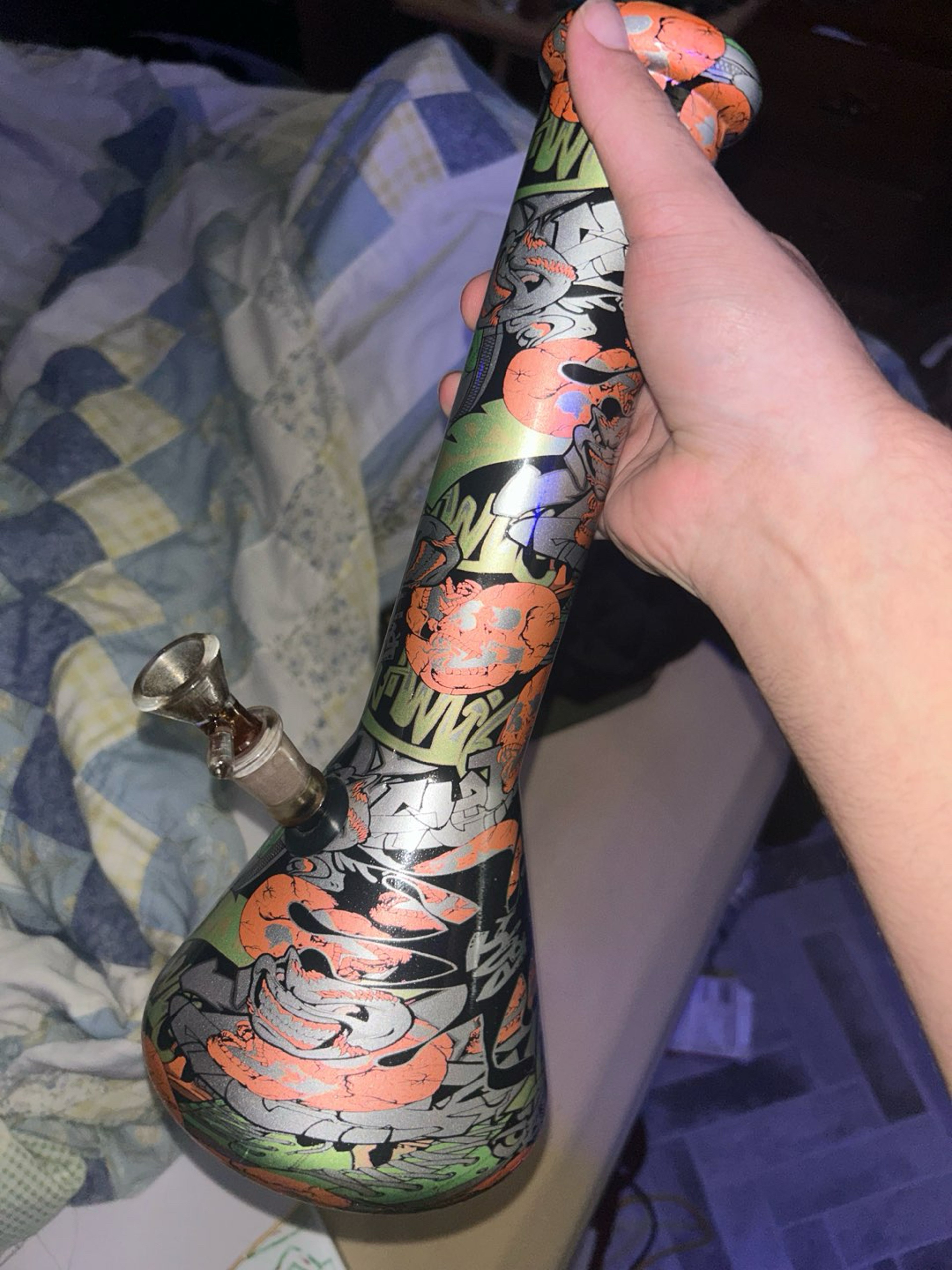 Preview pic of Glass/Metal Durable Bong