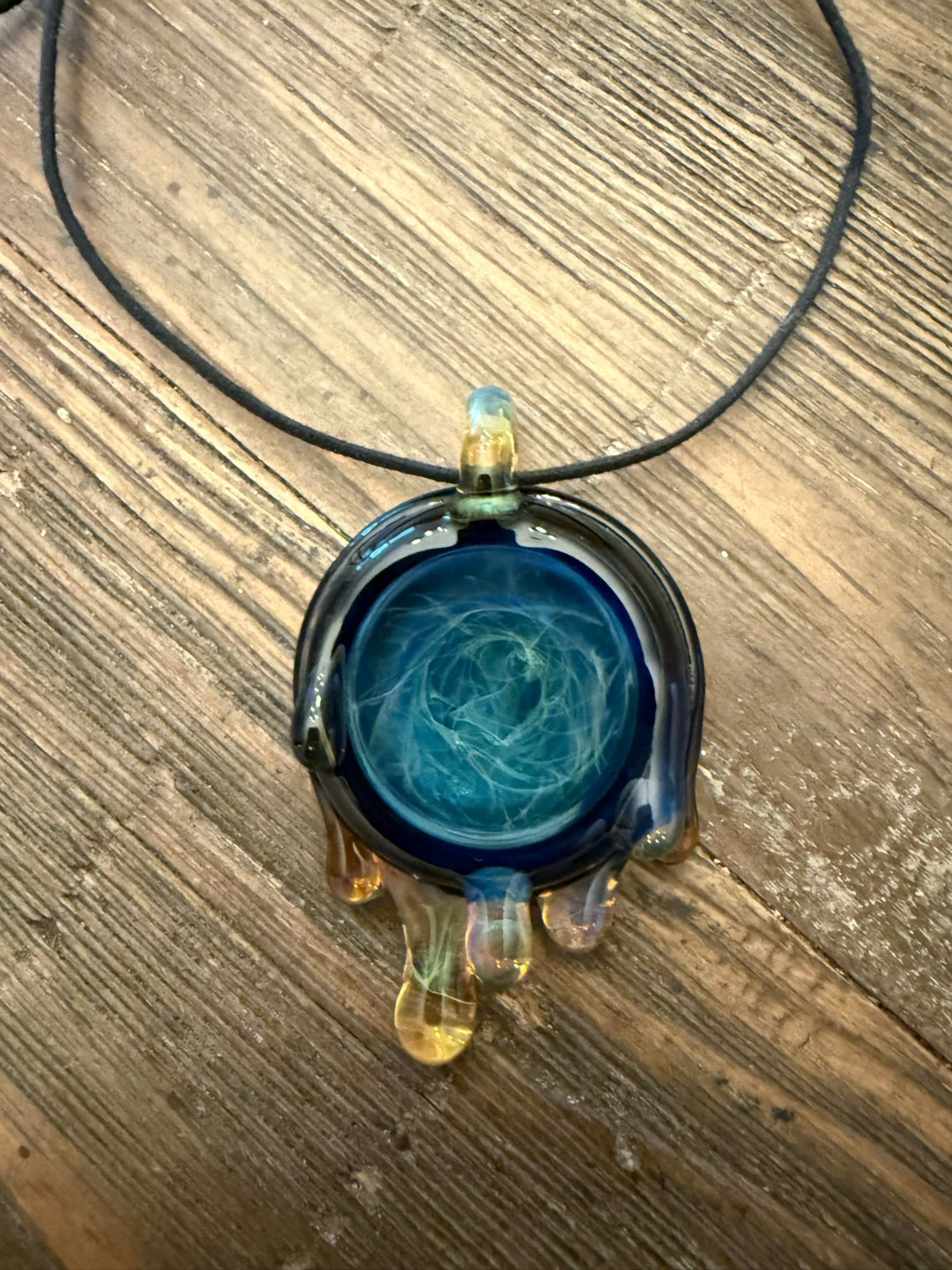 Preview pic of Beerglass galaxy pendant