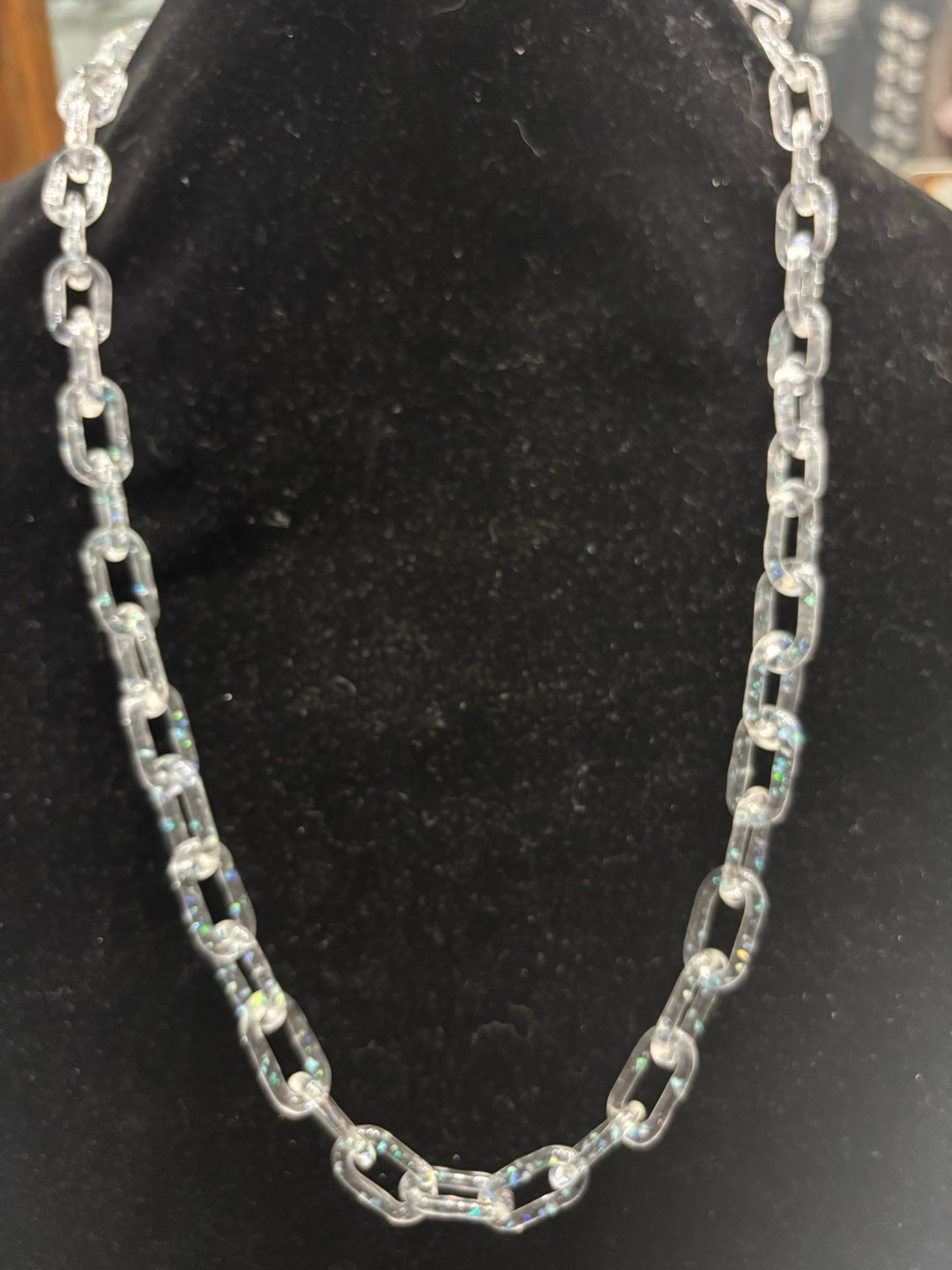 Crushed opal over Lucy image 0