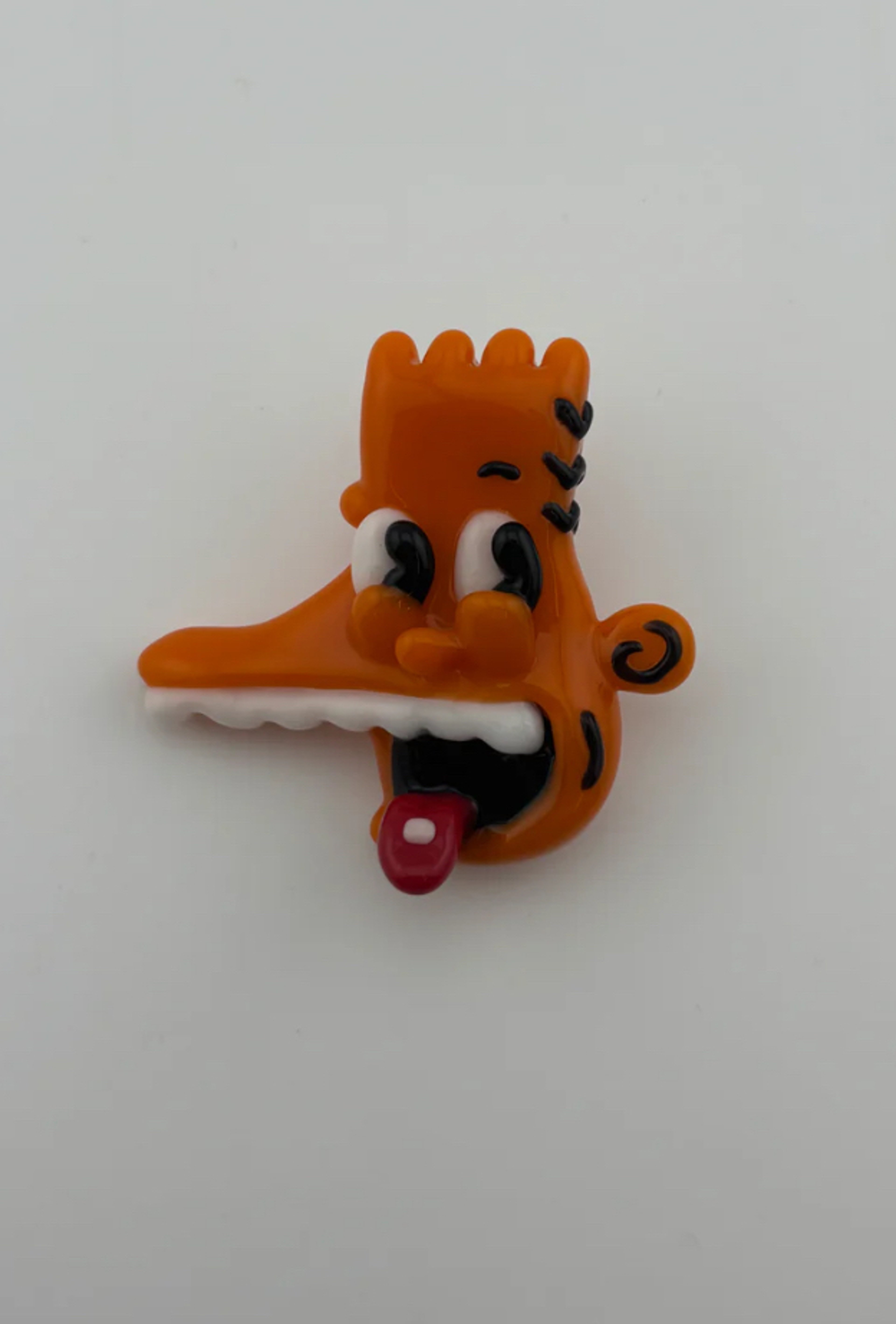 Preview pic of GZ1 bartfield head glass pendant rubberhose style- rare