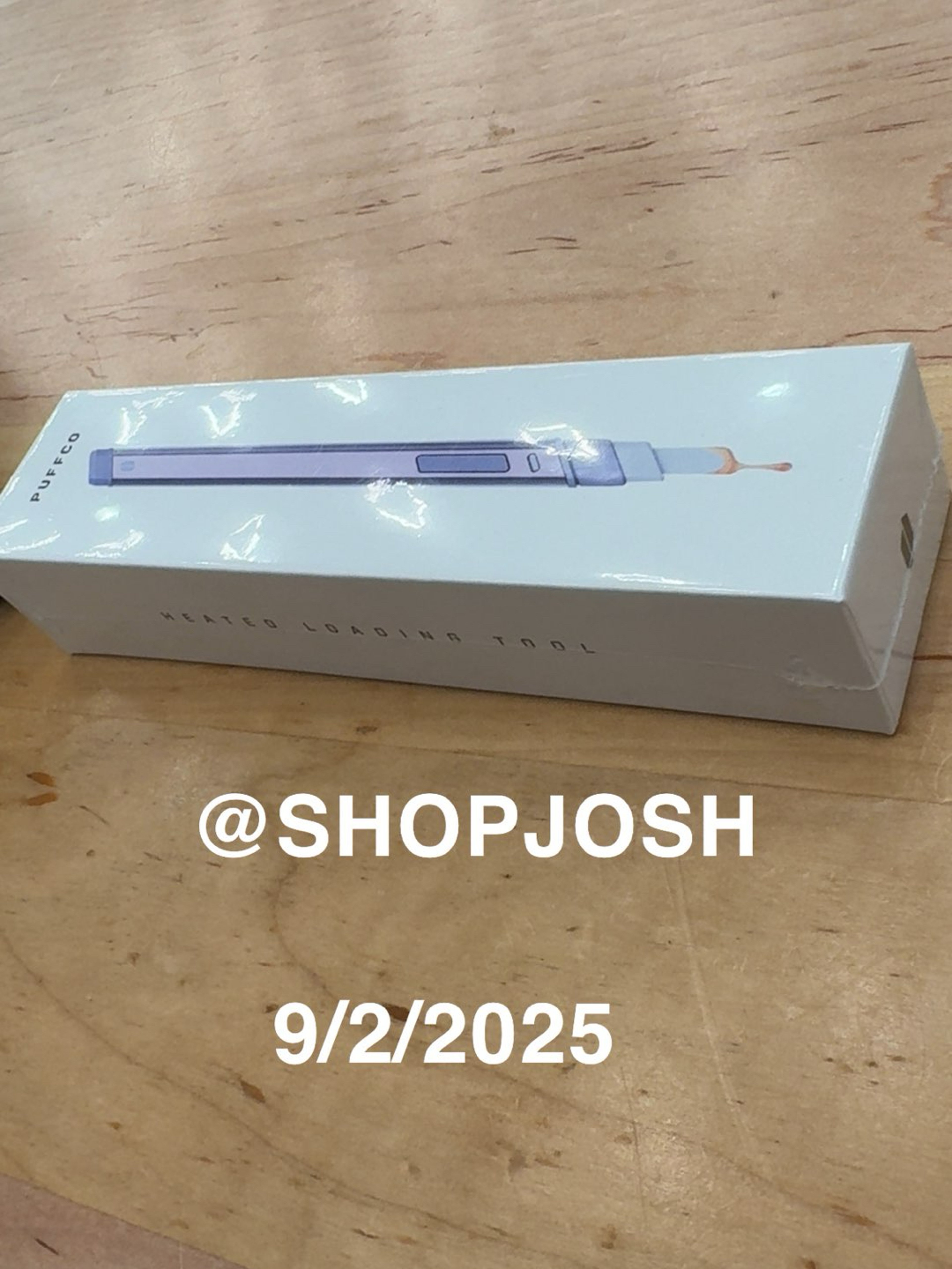 Preview pic of Puffcon 2024 Exlusive Hot Knife