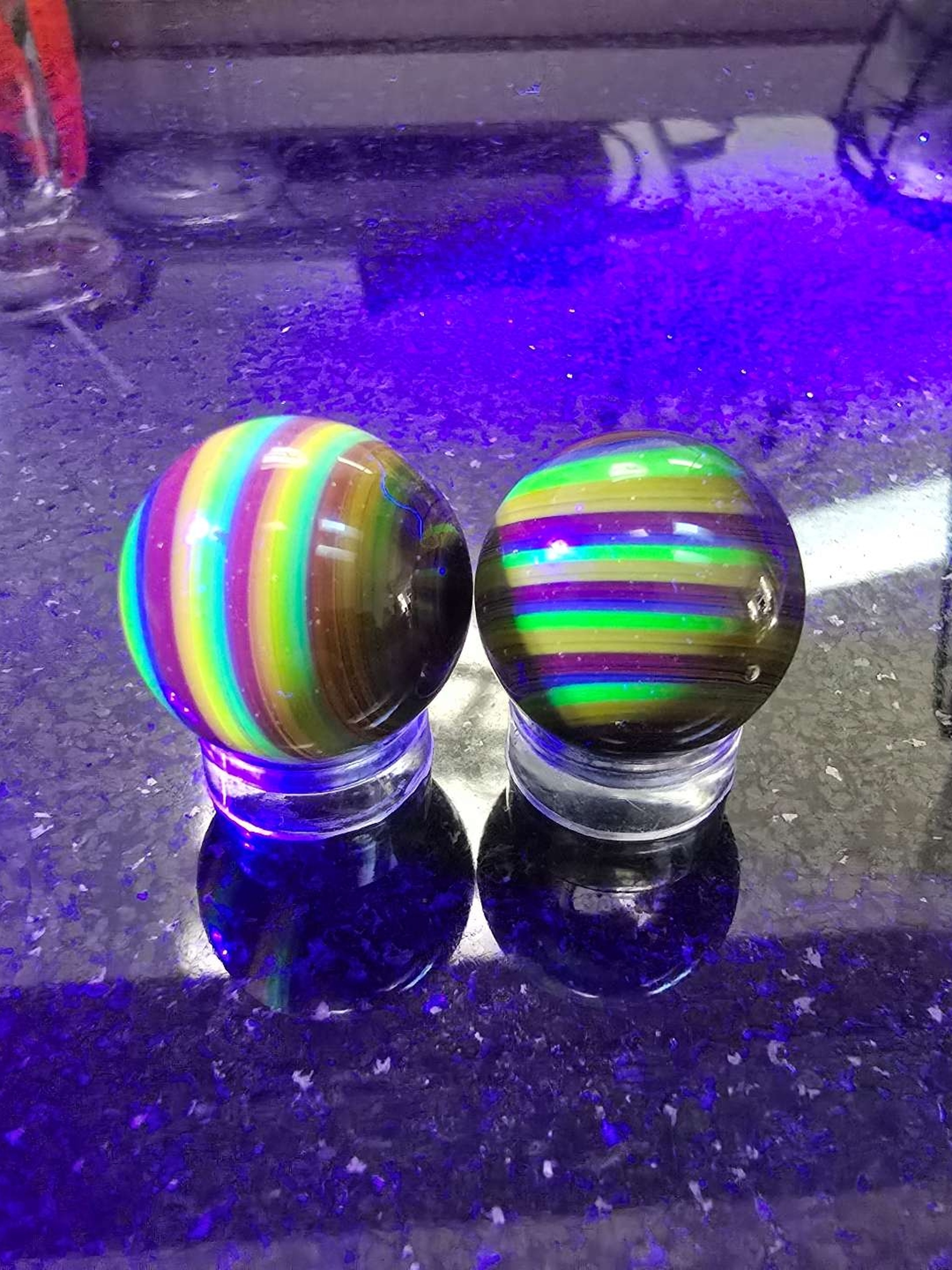 Preview pic of Gold fume UV marble set