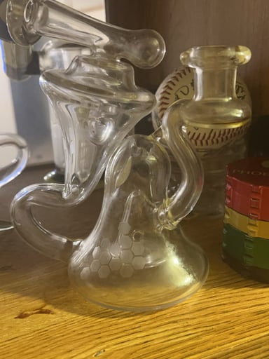 Preview pic of Knuckles glass recycler