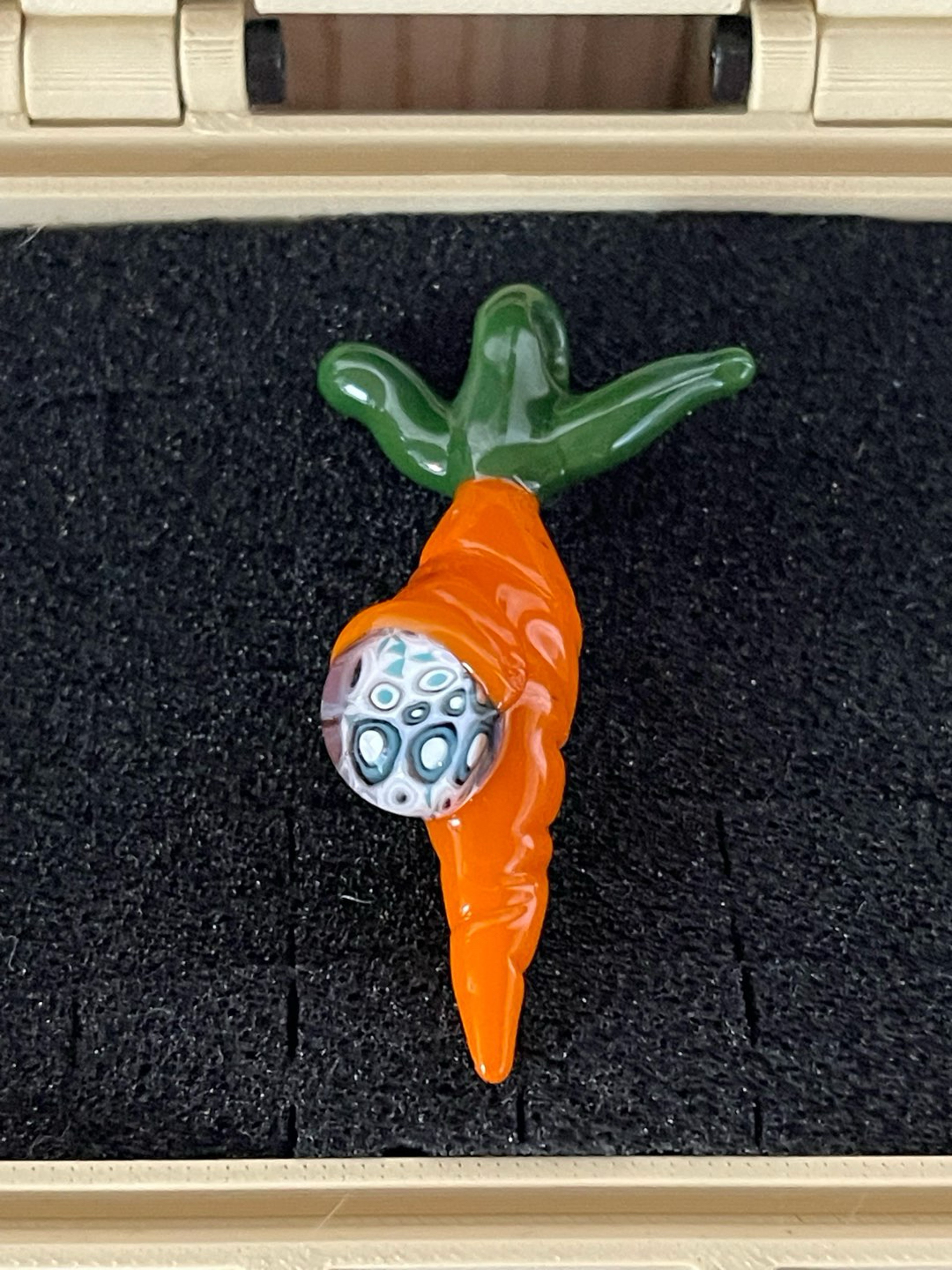 Craftsmith carrot pendant image 0