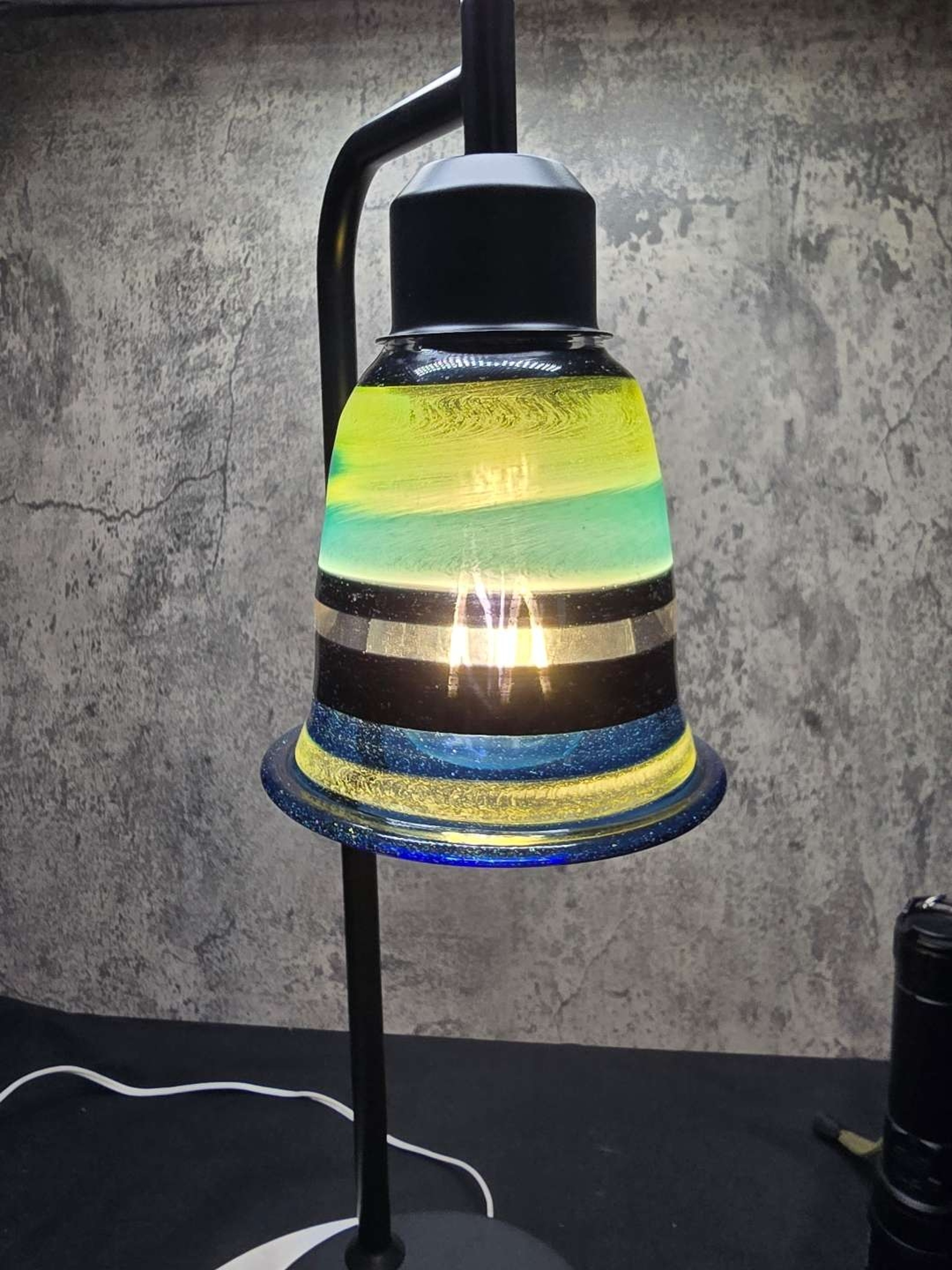Preview pic of Heady signature series lamp and sherlock combo