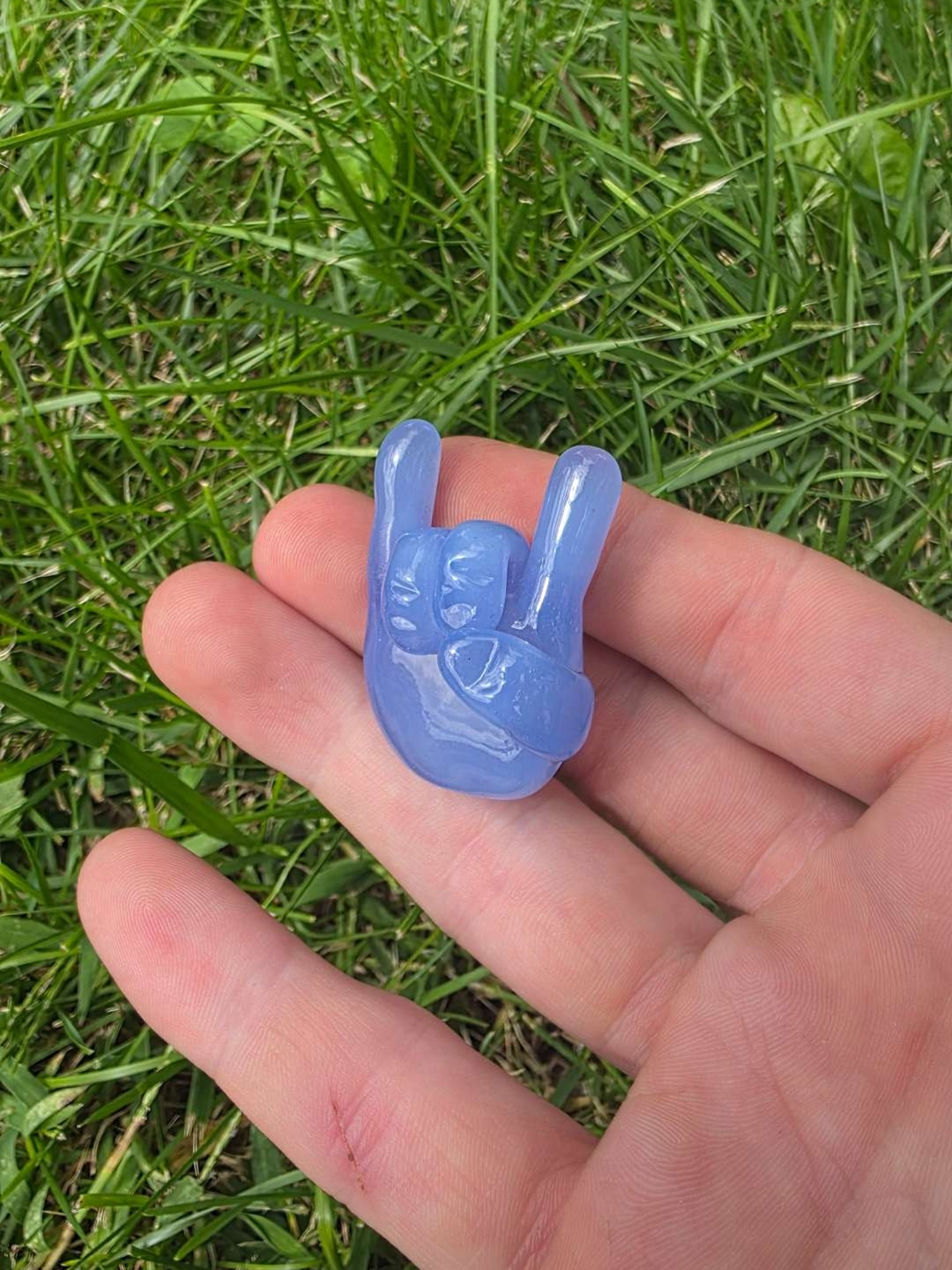 Preview pic of Blue devil horns hand pendant