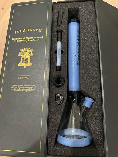 Preview pic of Illadelph Signature Worked Beaker Medium
