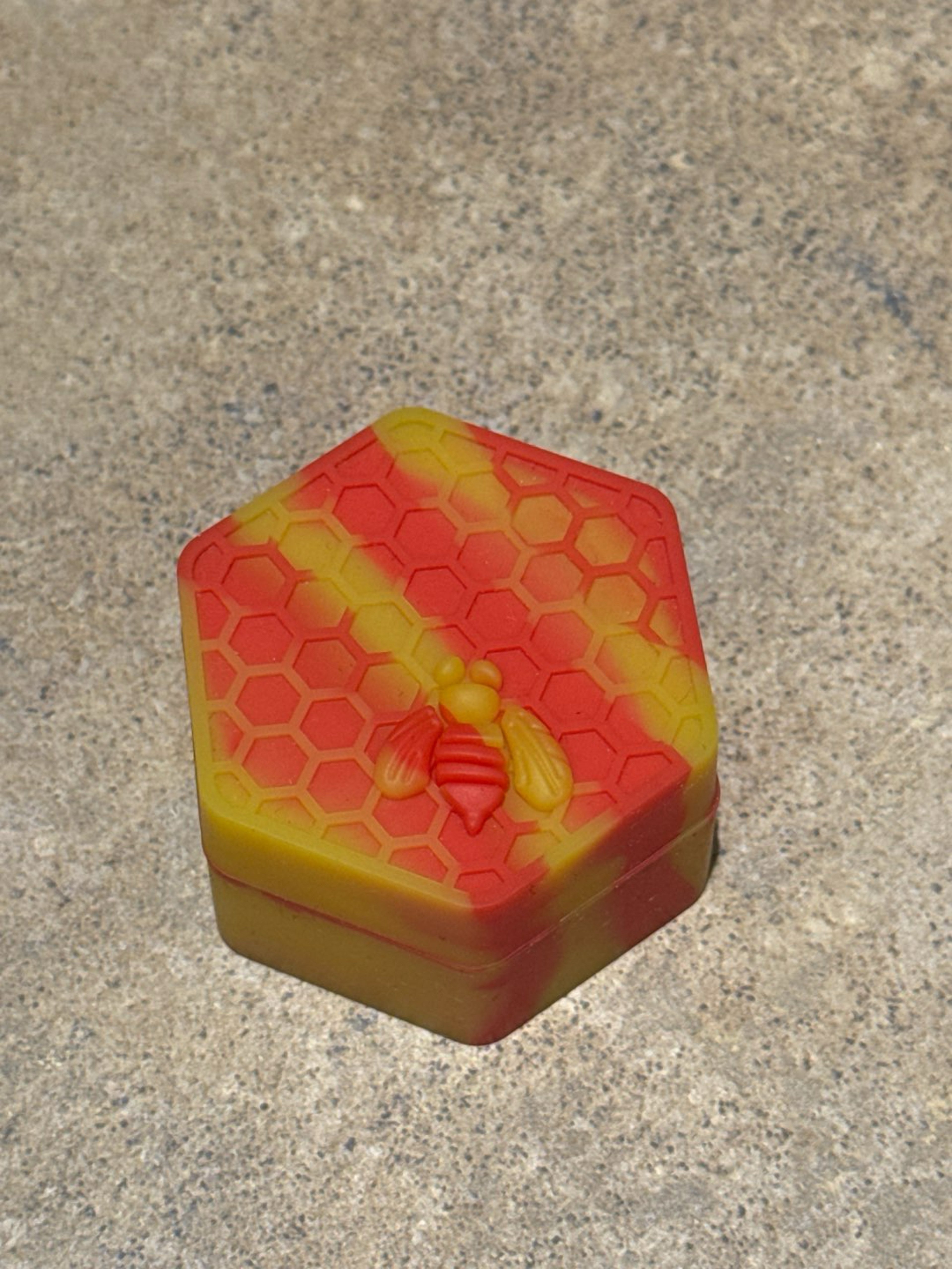 Preview pic of Silicone Jar