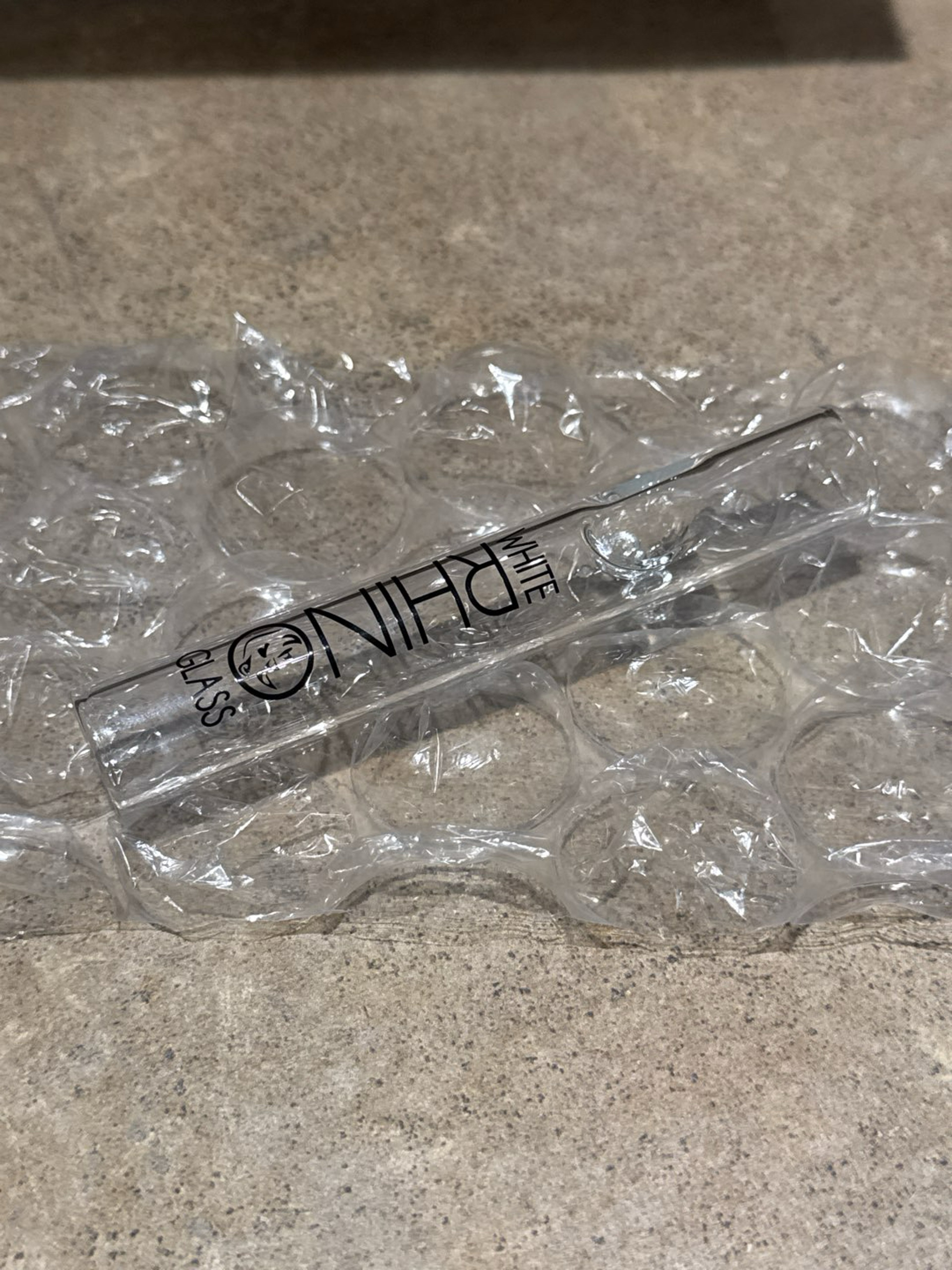 Preview pic of White Rhino Pipe