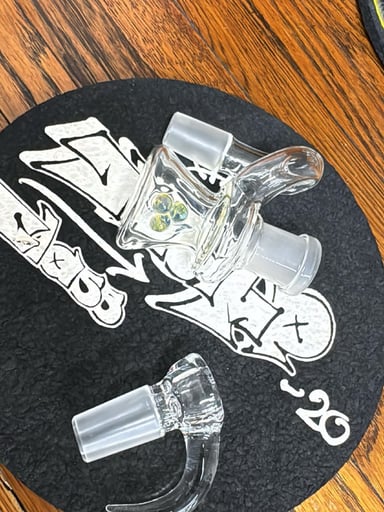Preview pic of Thump Glass Set