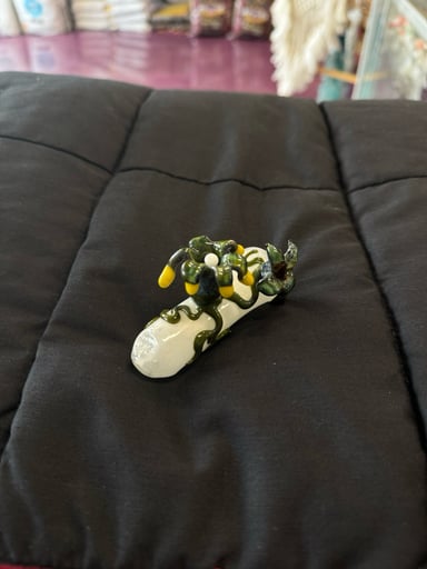 Preview pic of Flower Chillum
