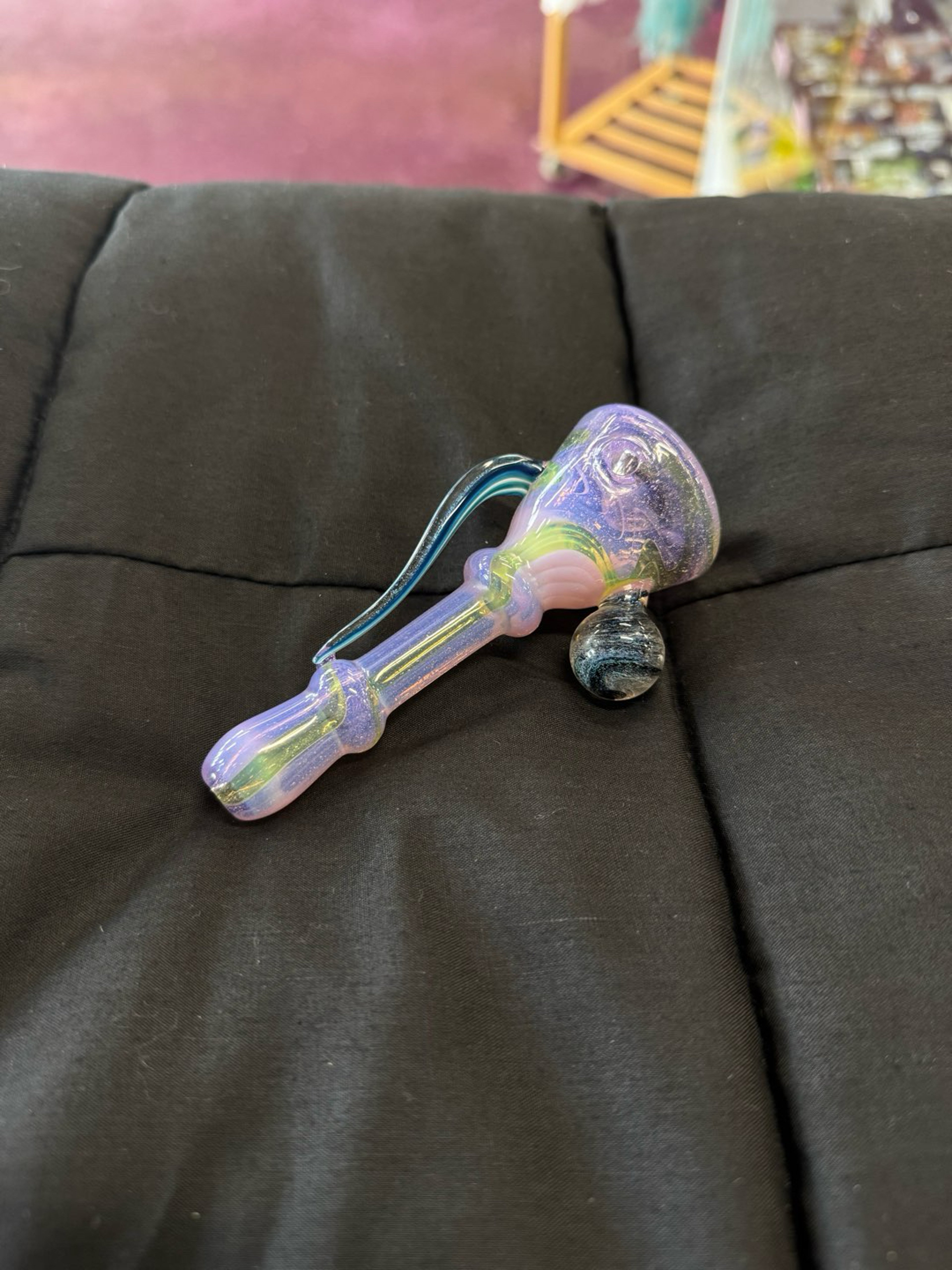 Preview pic of Purple Chillum