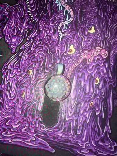 Preview pic of Mindfull glass Implosion pendy