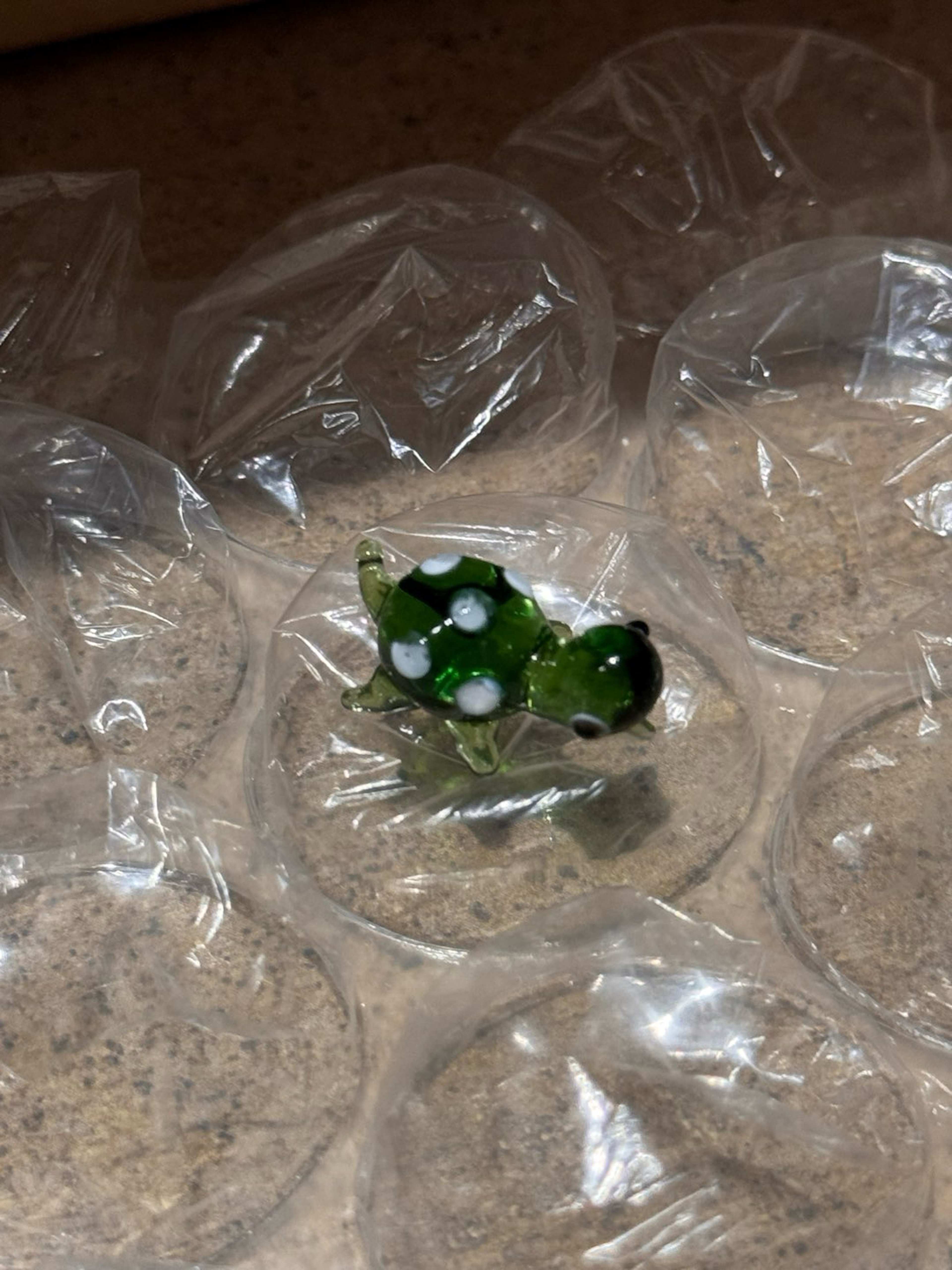 Preview pic of Miniature glass turtle