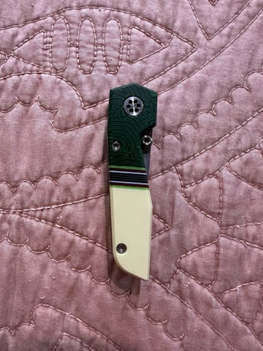 Preview pic of Tenacious Tools folding dab tool