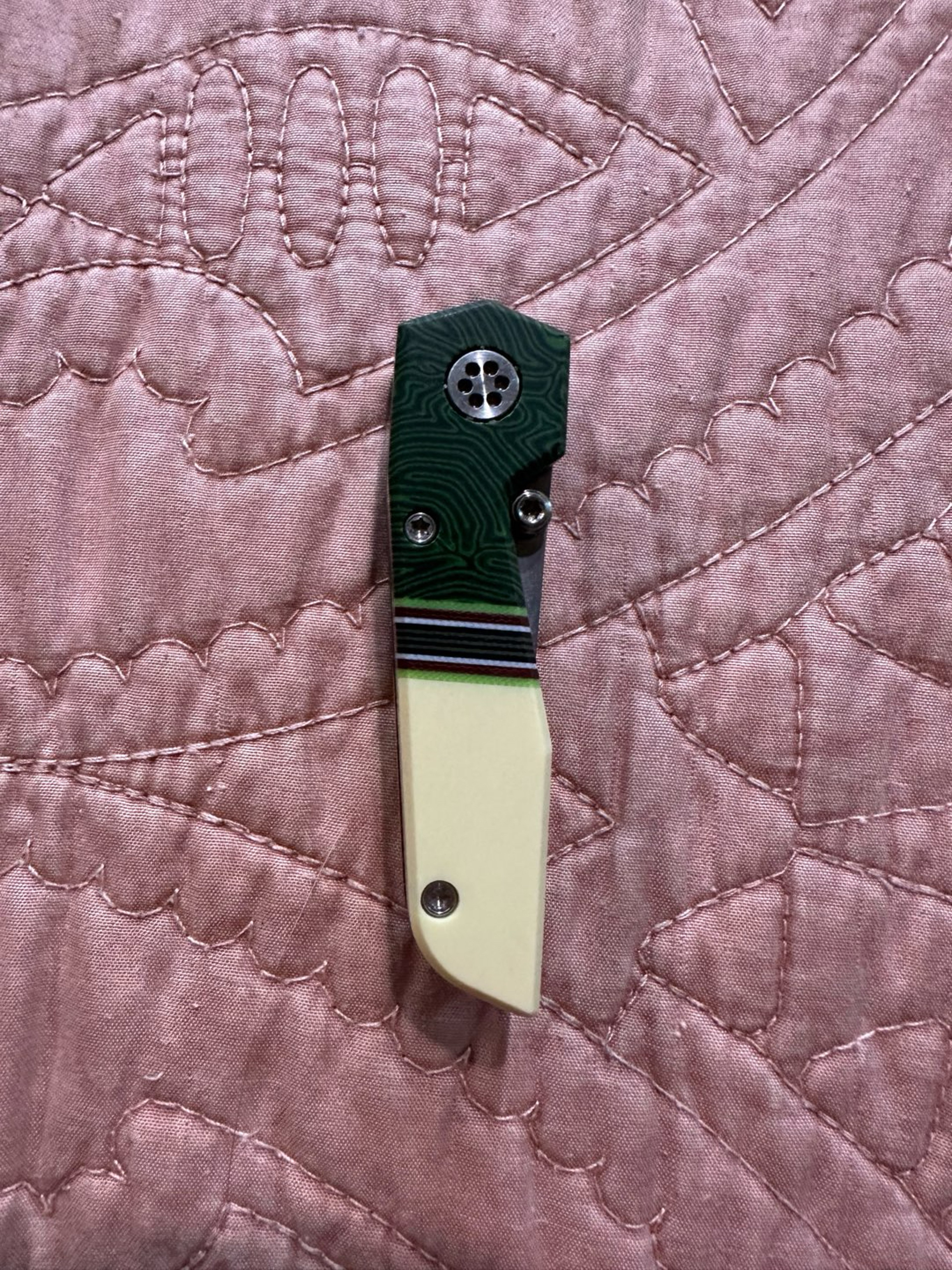 Preview pic of Tenacious Tools folding dab tool