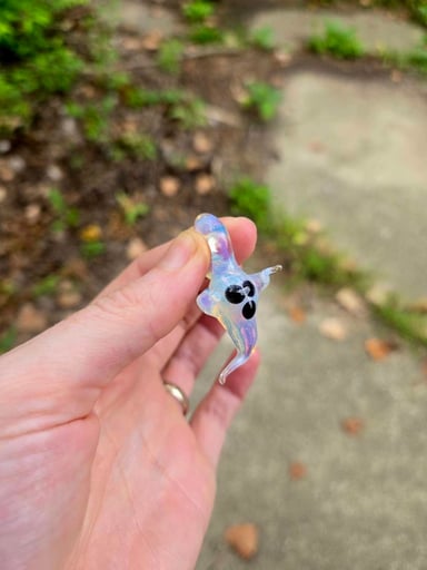 Preview pic of Ghostie Pendant