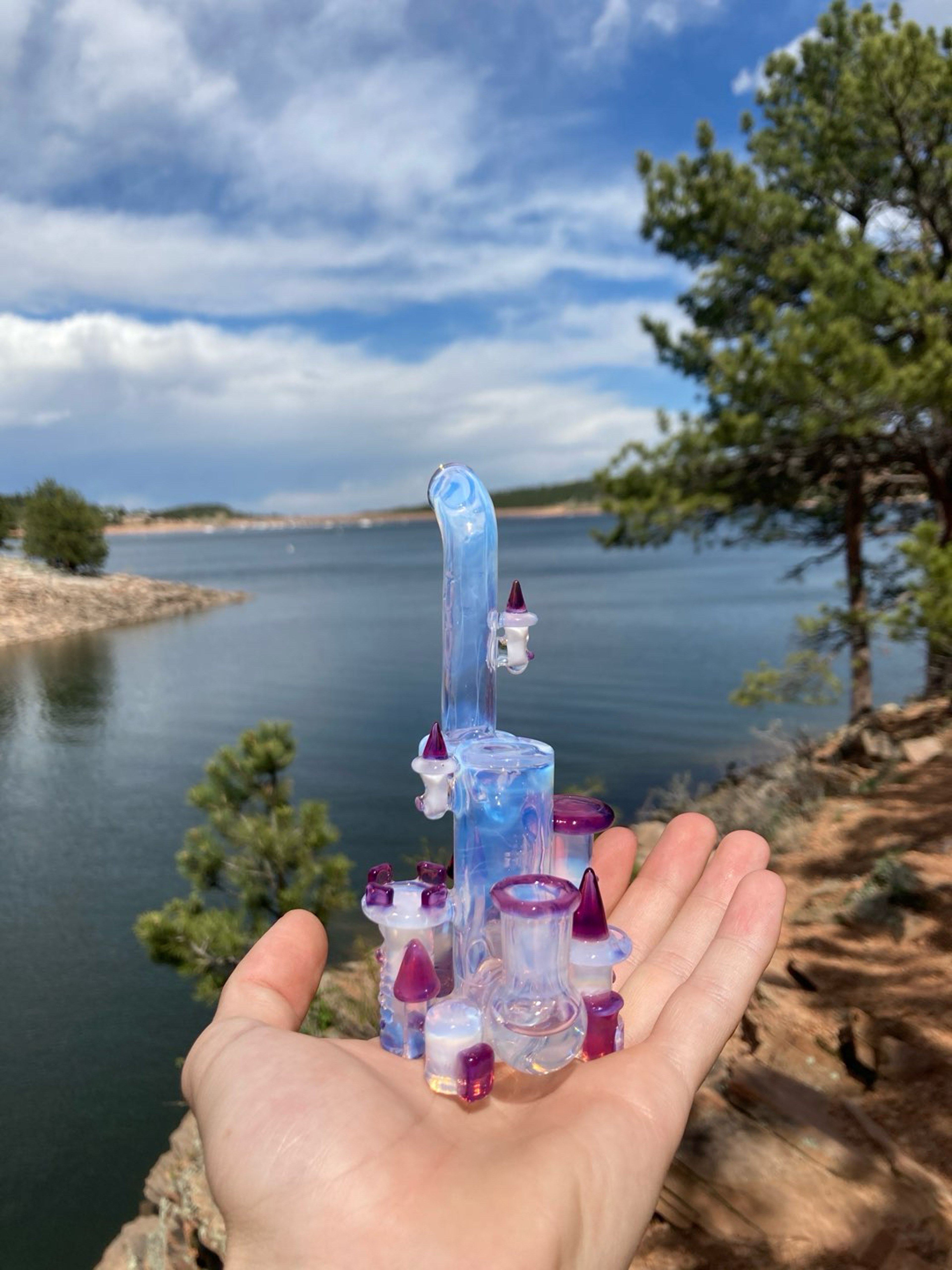 Preview pic of Jebb Glass Castle (Royal Jelly X Moonstone)