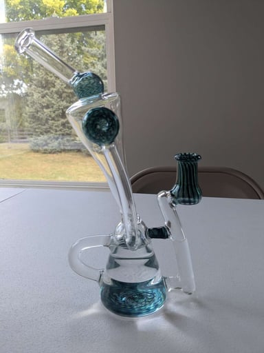Preview pic of Lean back Klein