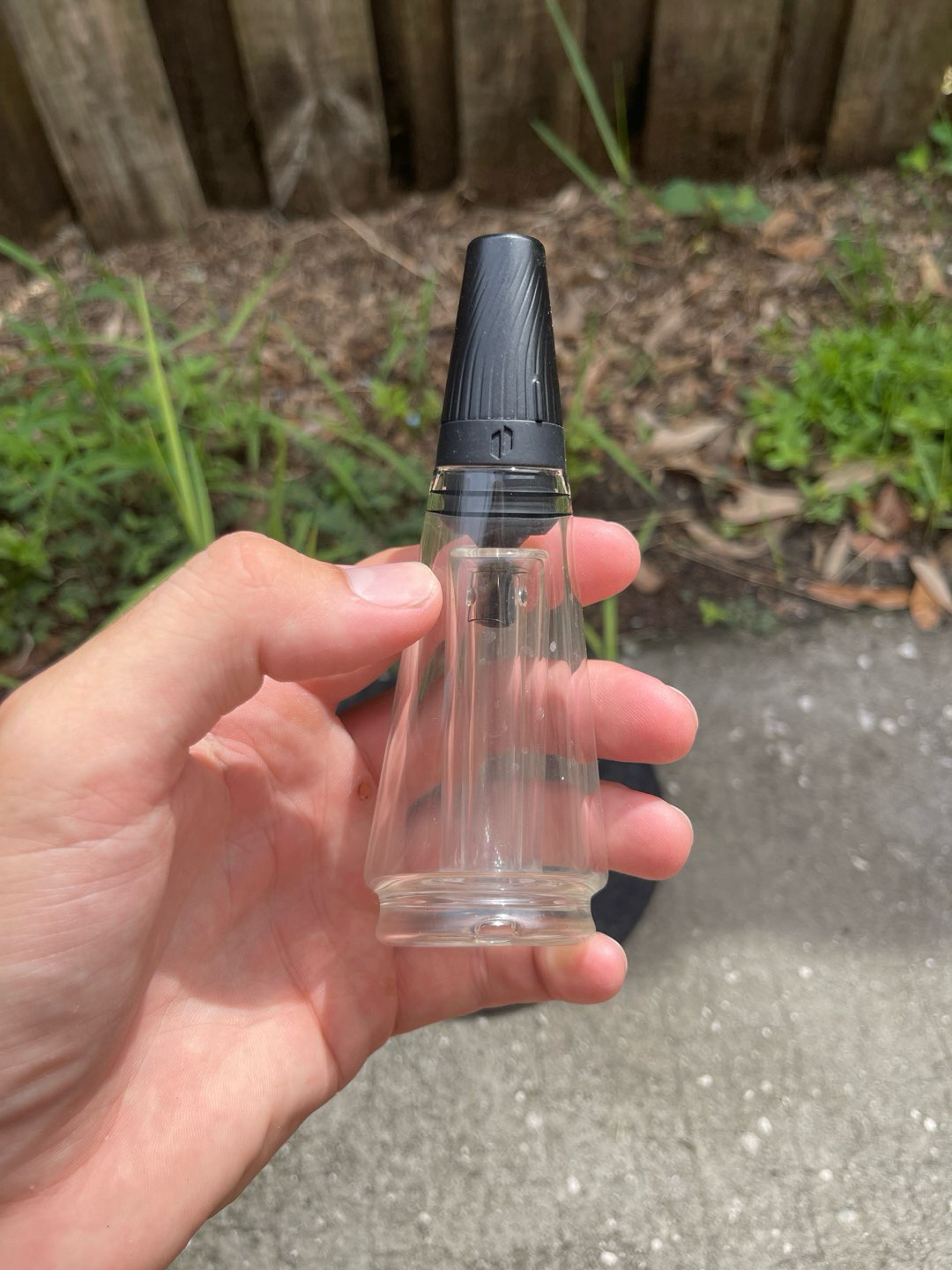 Preview pic of Puffco travel glass