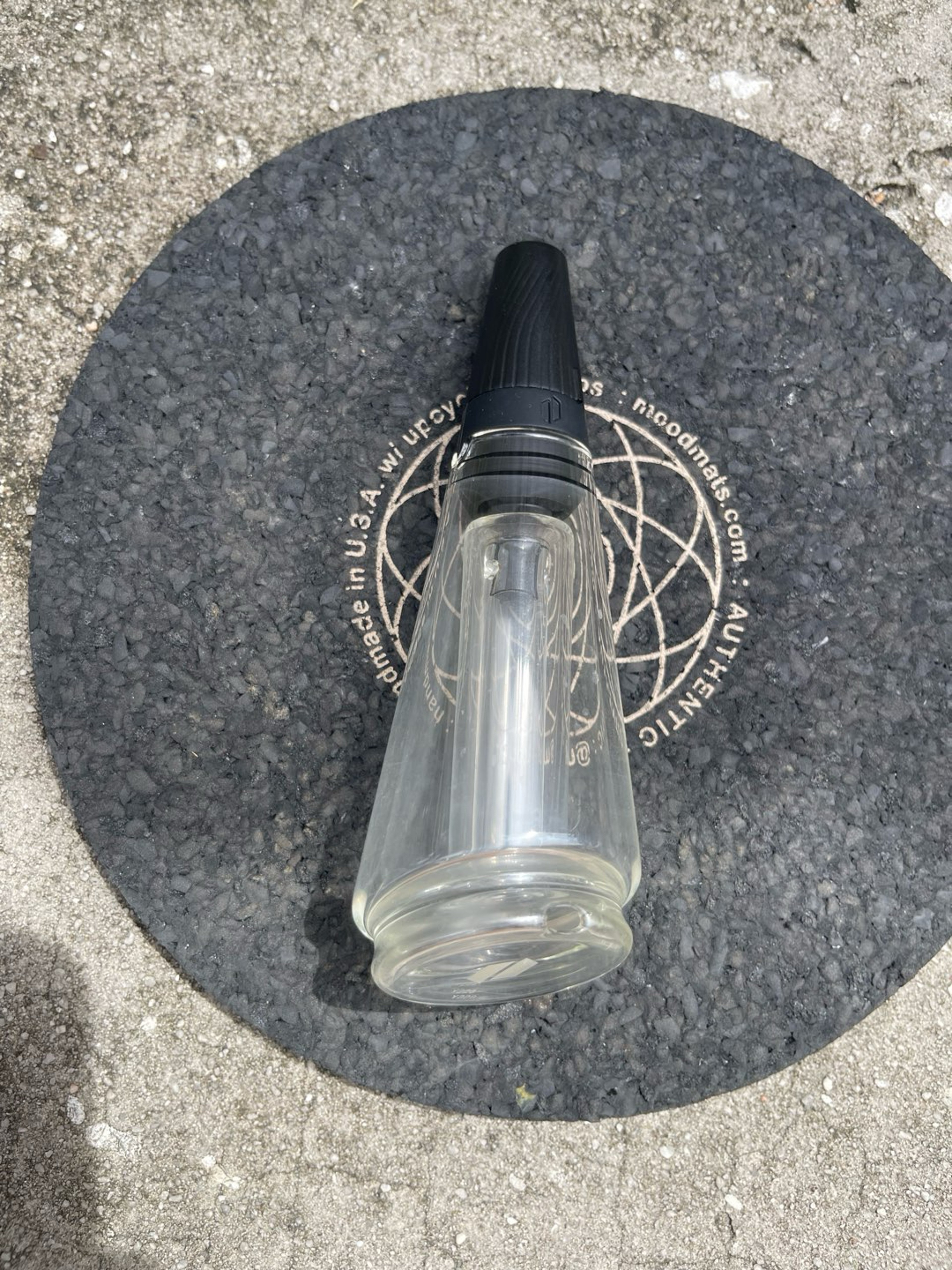 Preview pic of Puffco top travel glass