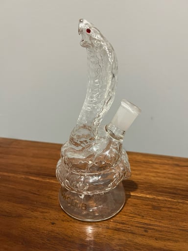 Preview pic of The Daily High Club Clear Cobra Bong