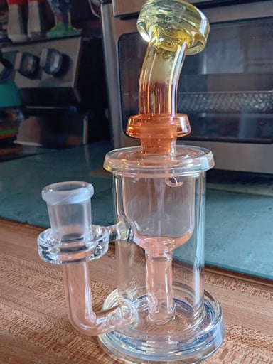Preview pic of Leisure Glass Fumed Incycler