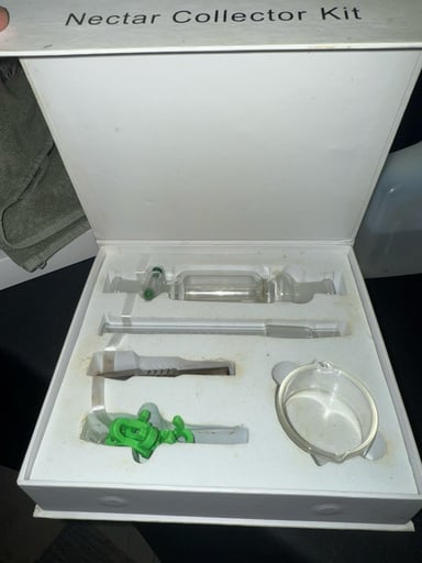Preview pic of 14 nector collector set