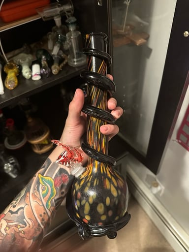 Preview pic of SpecialK UV Reactive Beaker