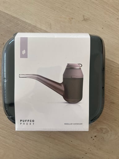 Preview pic of Puffco proxy bundle kit