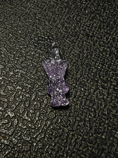 Preview pic of Emperial Pendy