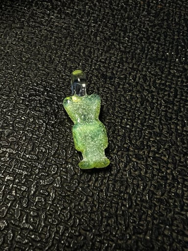 Preview pic of Emperial Pendy