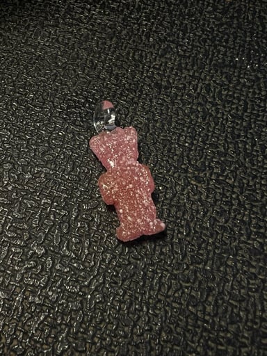 Preview pic of Emperial Pendy