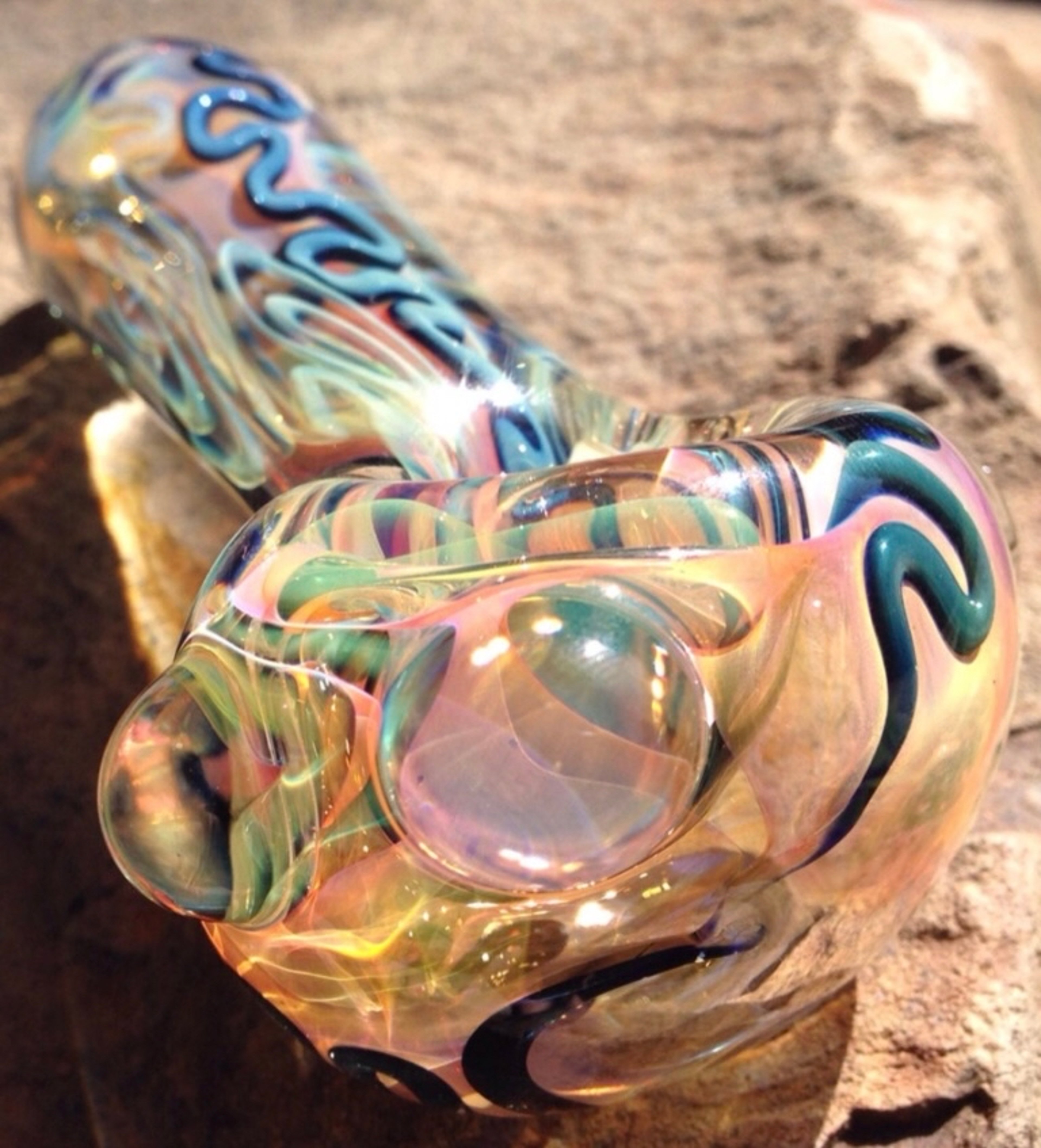 Preview pic of Large Chromatic Handblown Color Changing Glass Pipe